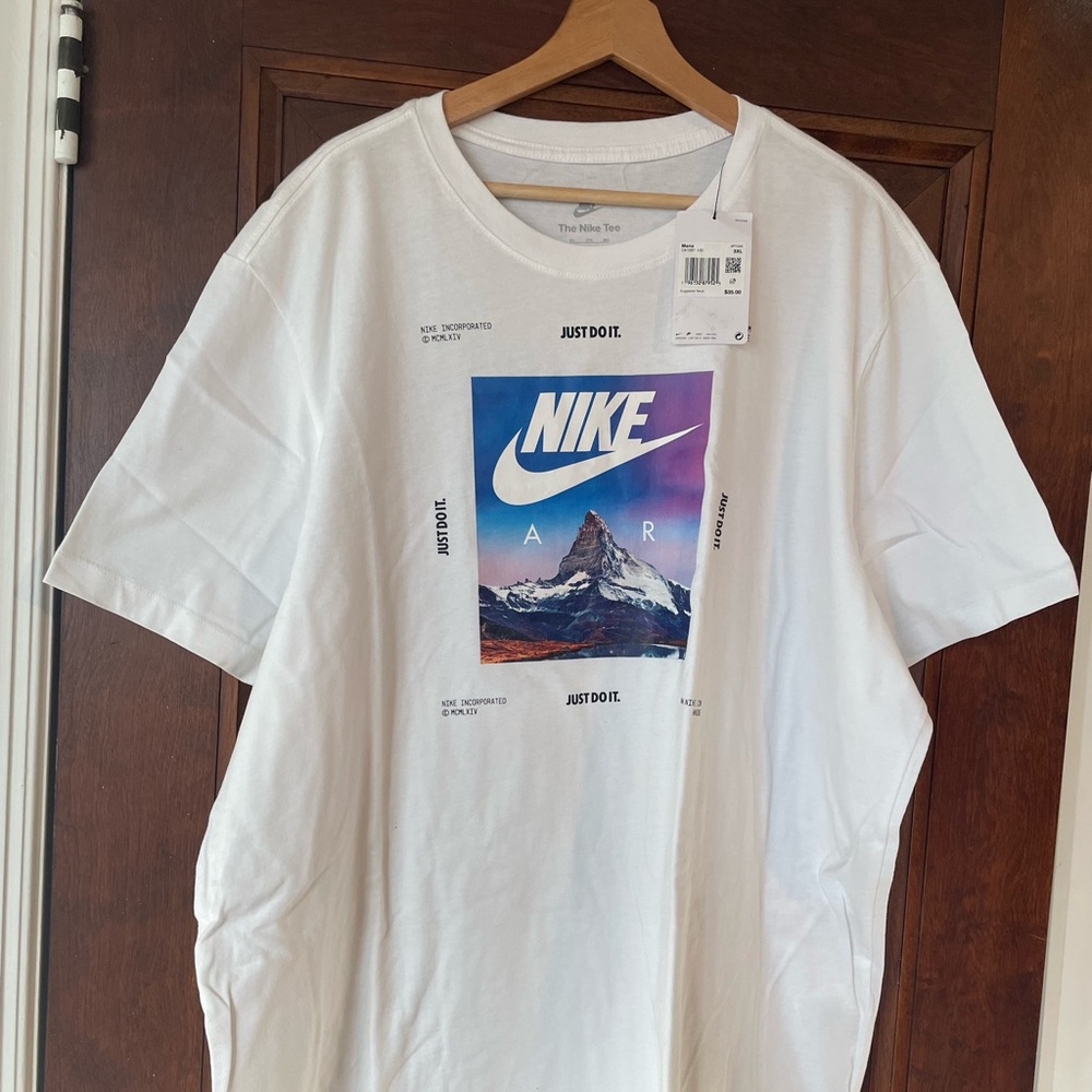 Men’s Nike Air tee size 3xl Brand new with tags